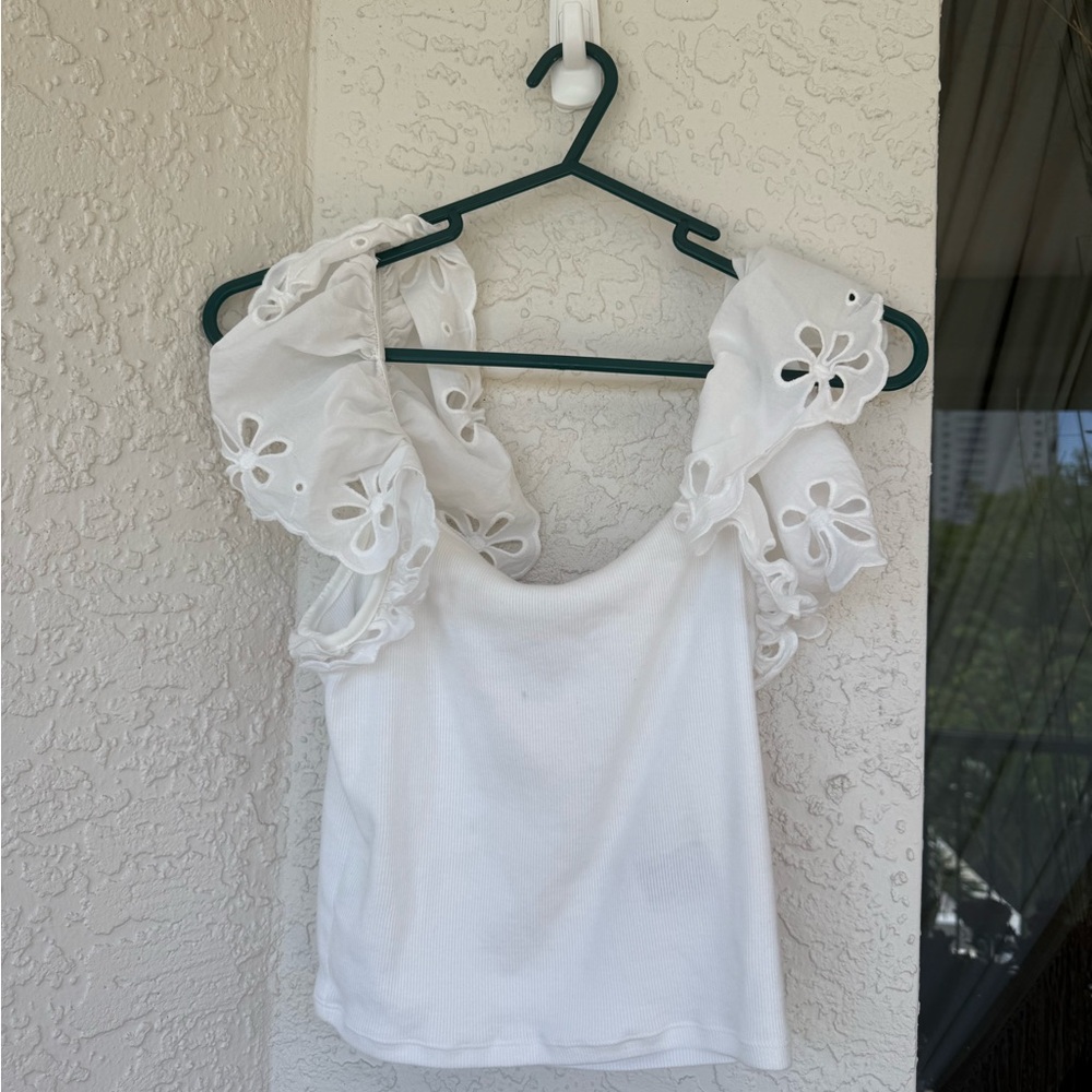 H&M White Eyelet Ruffle Sleeve Top